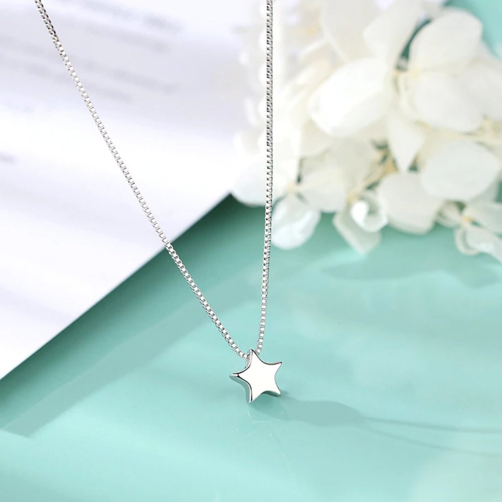 ✨NEW!✨ ~❤️ 925 Sterling Silver Star Necklace ❤️~